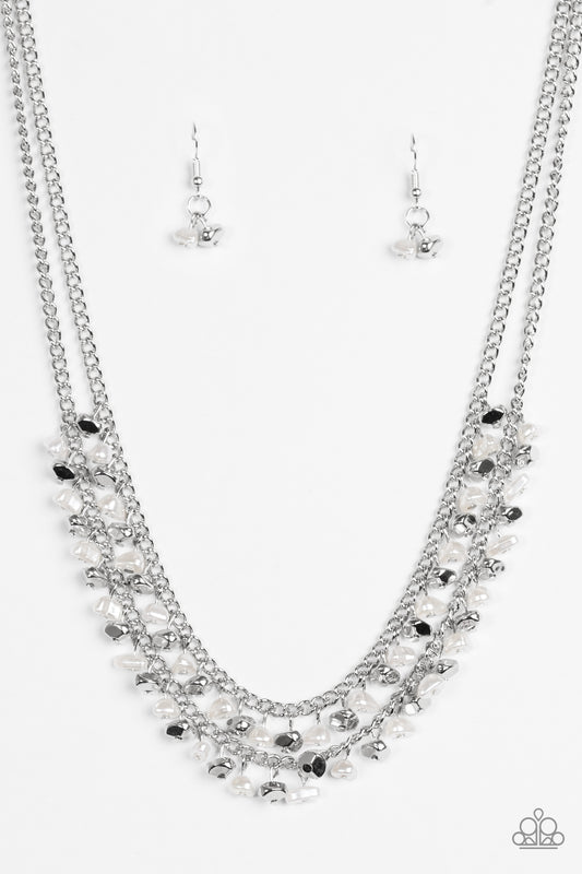 Paparazzi Necklaces - Majestic Marinas - White