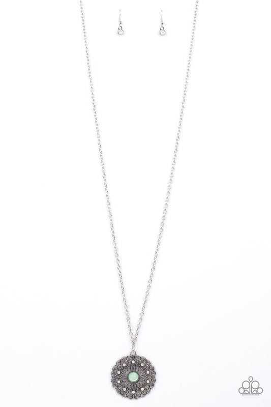 Paparazzi Necklaces - Opal Gardens - Green