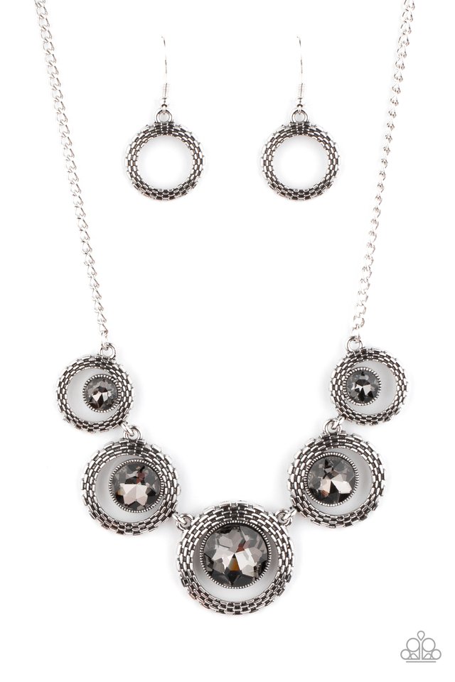 Paparazzi Necklaces - Pixel Perfect - Silver