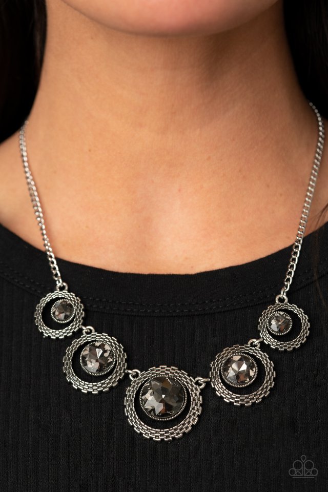 Paparazzi Necklaces - Pixel Perfect - Silver