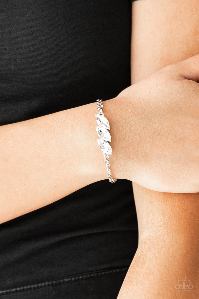 Paparazzi Bracelets - Pretty Priceless - White