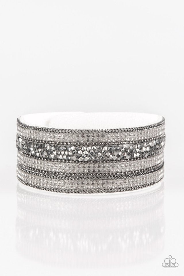 Paparazzi Urban Collection - Really Rock Bank - White