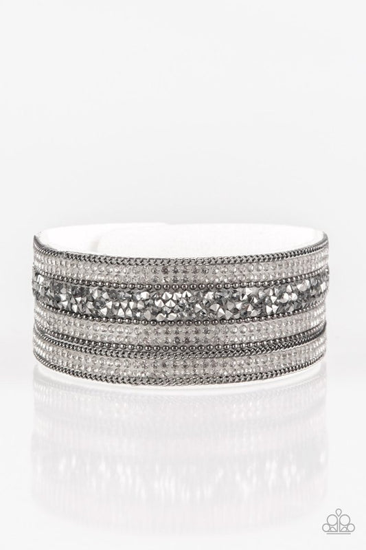 Paparazzi Urban Collection - Really Rock Bank - White