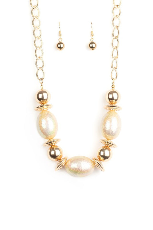 Paparazzi Necklaces - Welcome to the Big Leagues - Gold