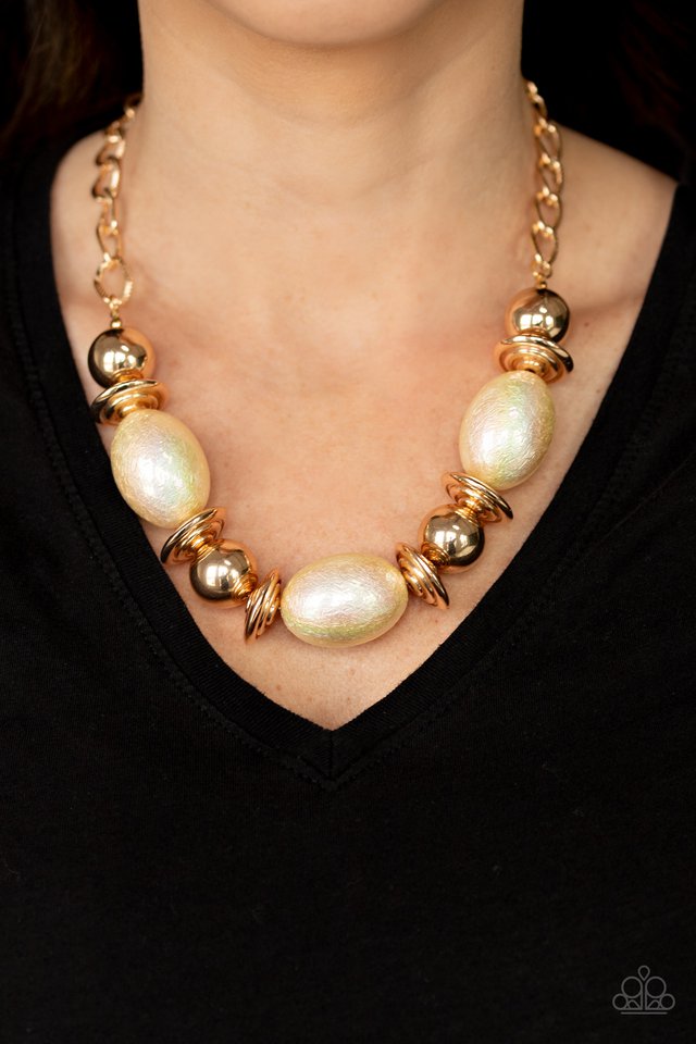 Paparazzi Necklaces - Welcome to the Big Leagues - Gold
